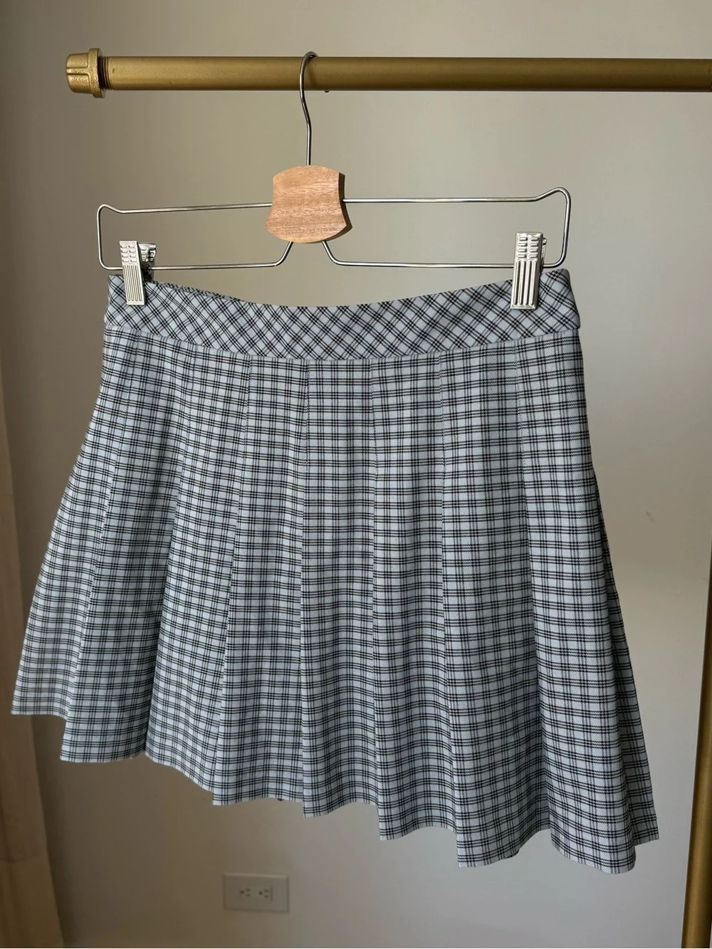 Aritzia Sunday Best Pleated Mini Skirt Light Blue 10